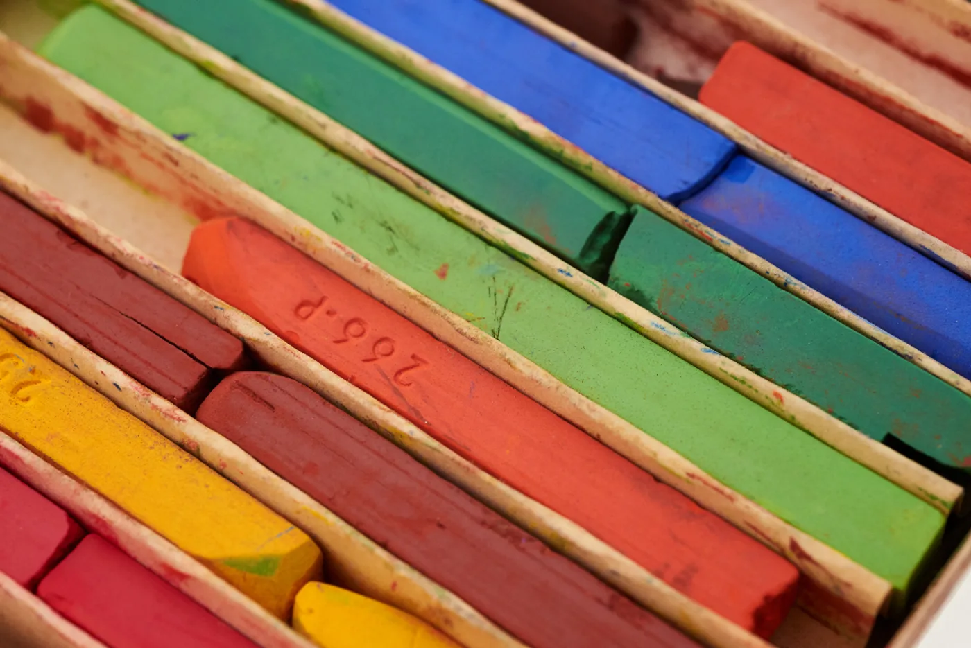 Soft Pastels (24 Colours), another view