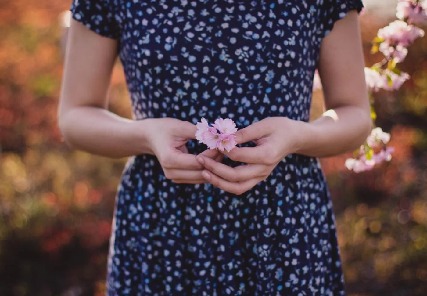 Mira Floral Midi Dress