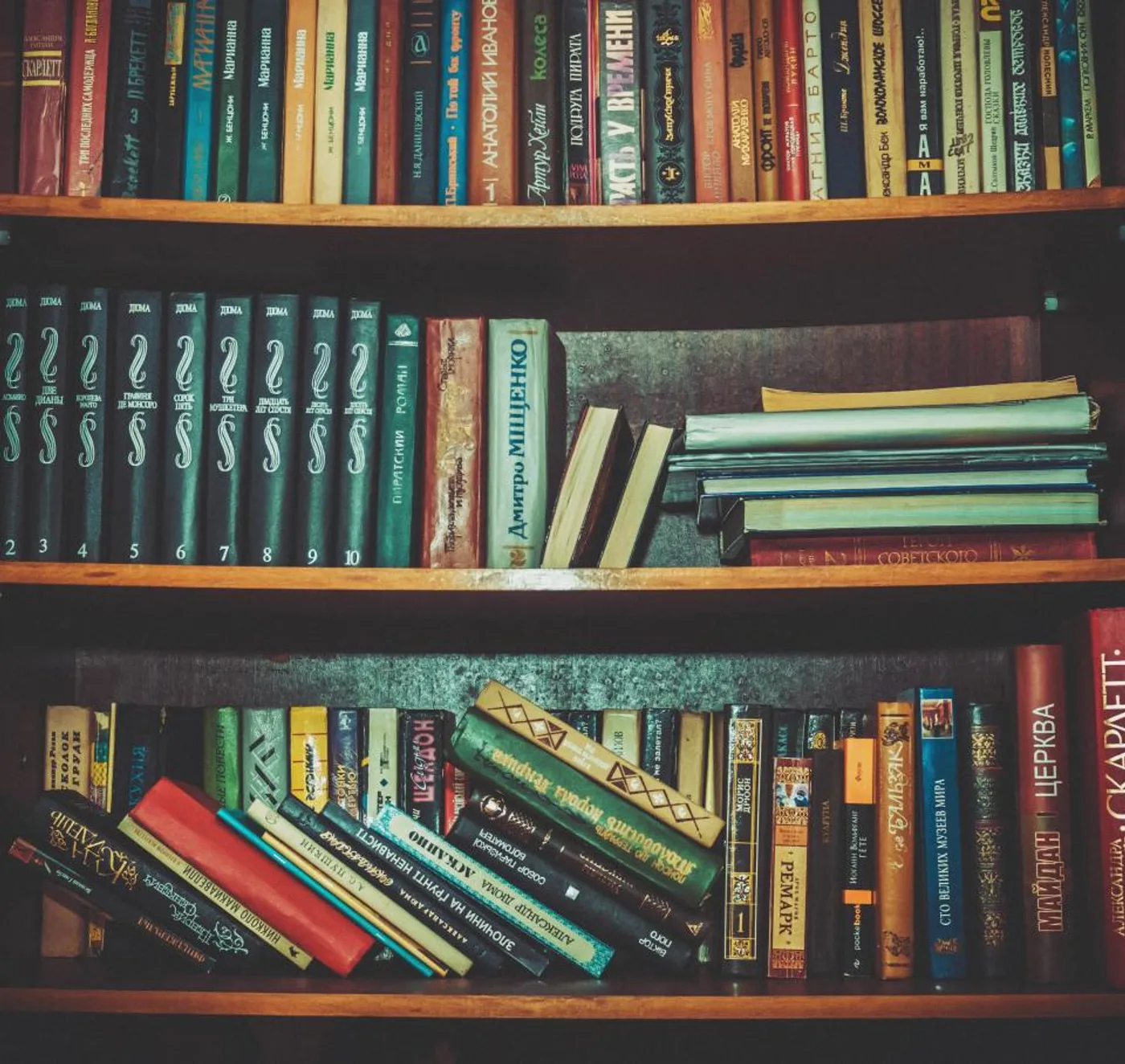 Kitab Open Bookshelf