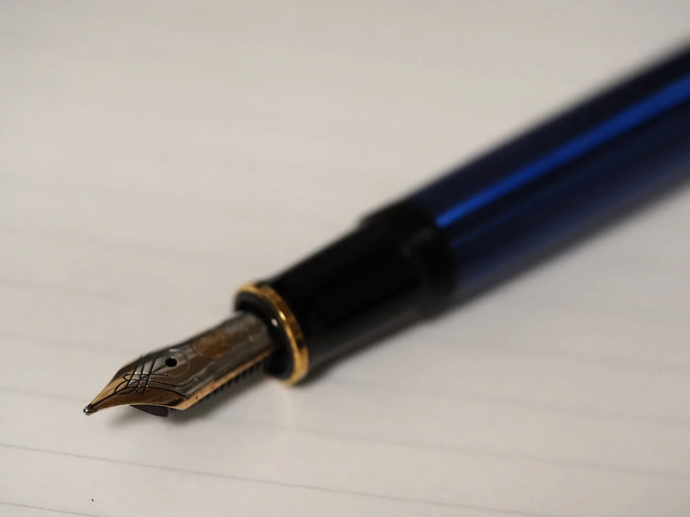 Heritage Gold-Nib Fountain Pen