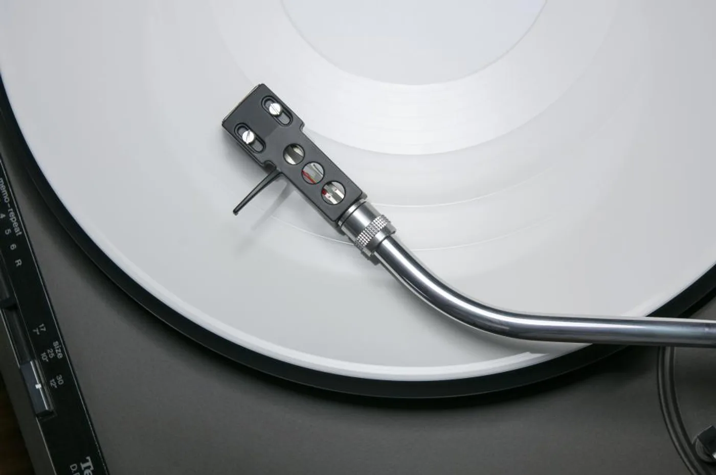 Arc Turntable with Built-in Preamp, another view