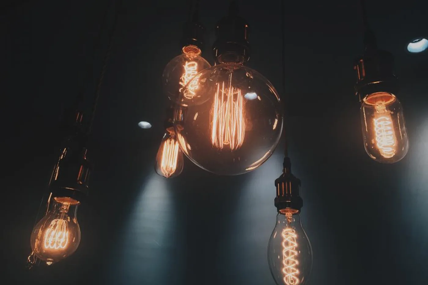 Nido Smart Filament Bulb (Pack of 2), another view