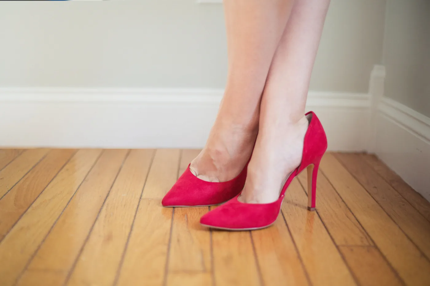 Red Suede Pointed Pump