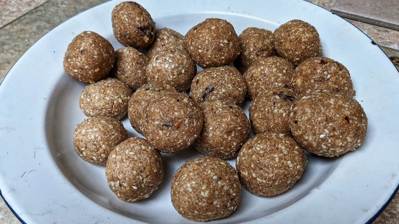 Til Gud Laddoo (Box of 12)