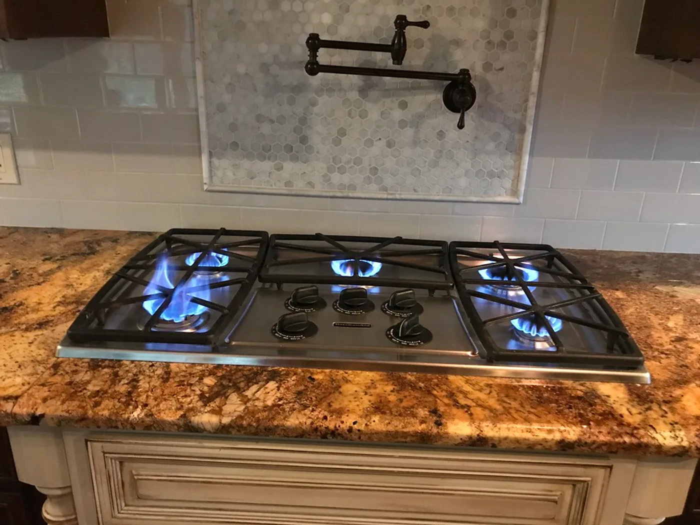 Agni 4-Burner Glass-Top Gas Hob