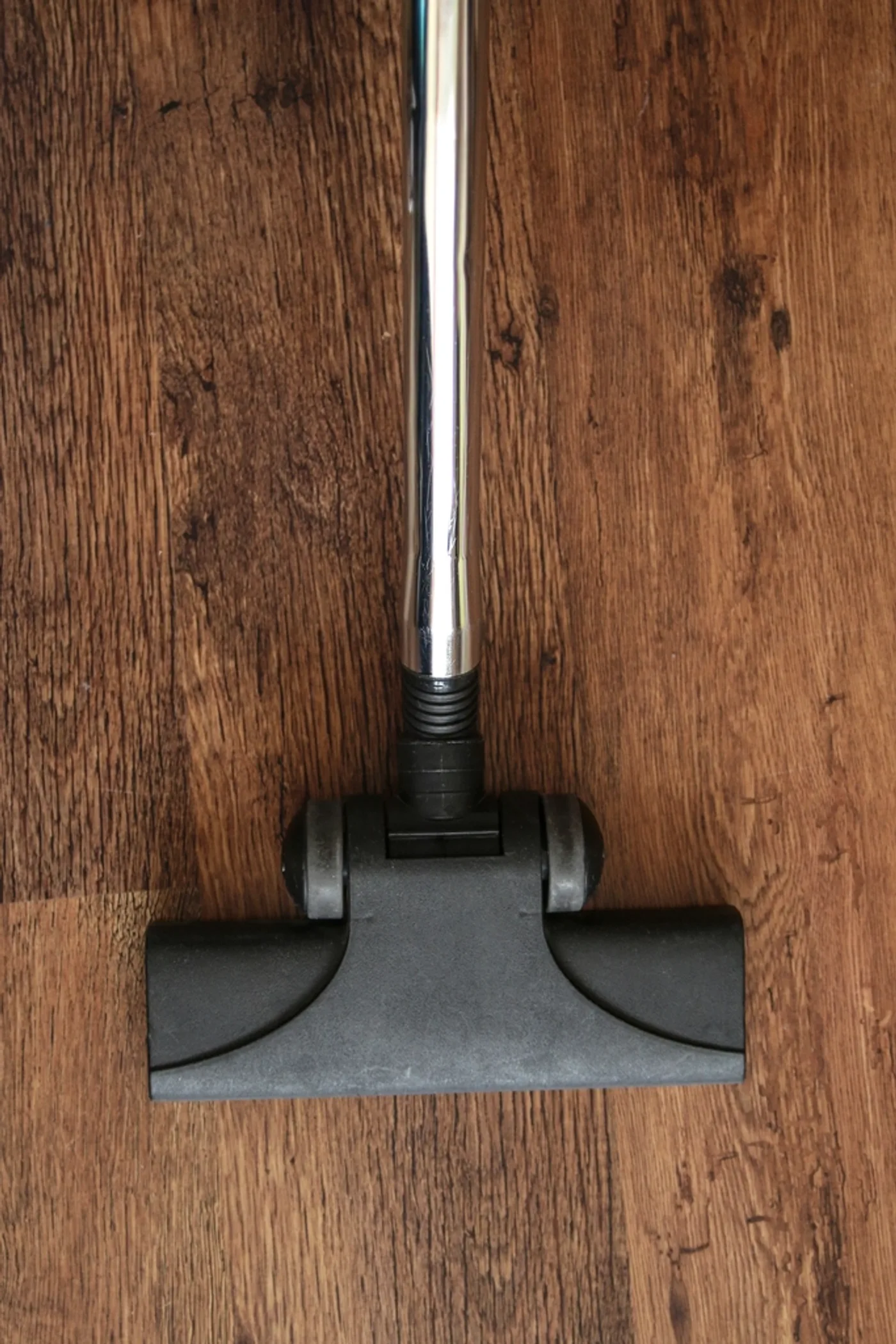 Swift Bagless Upright Vacuum