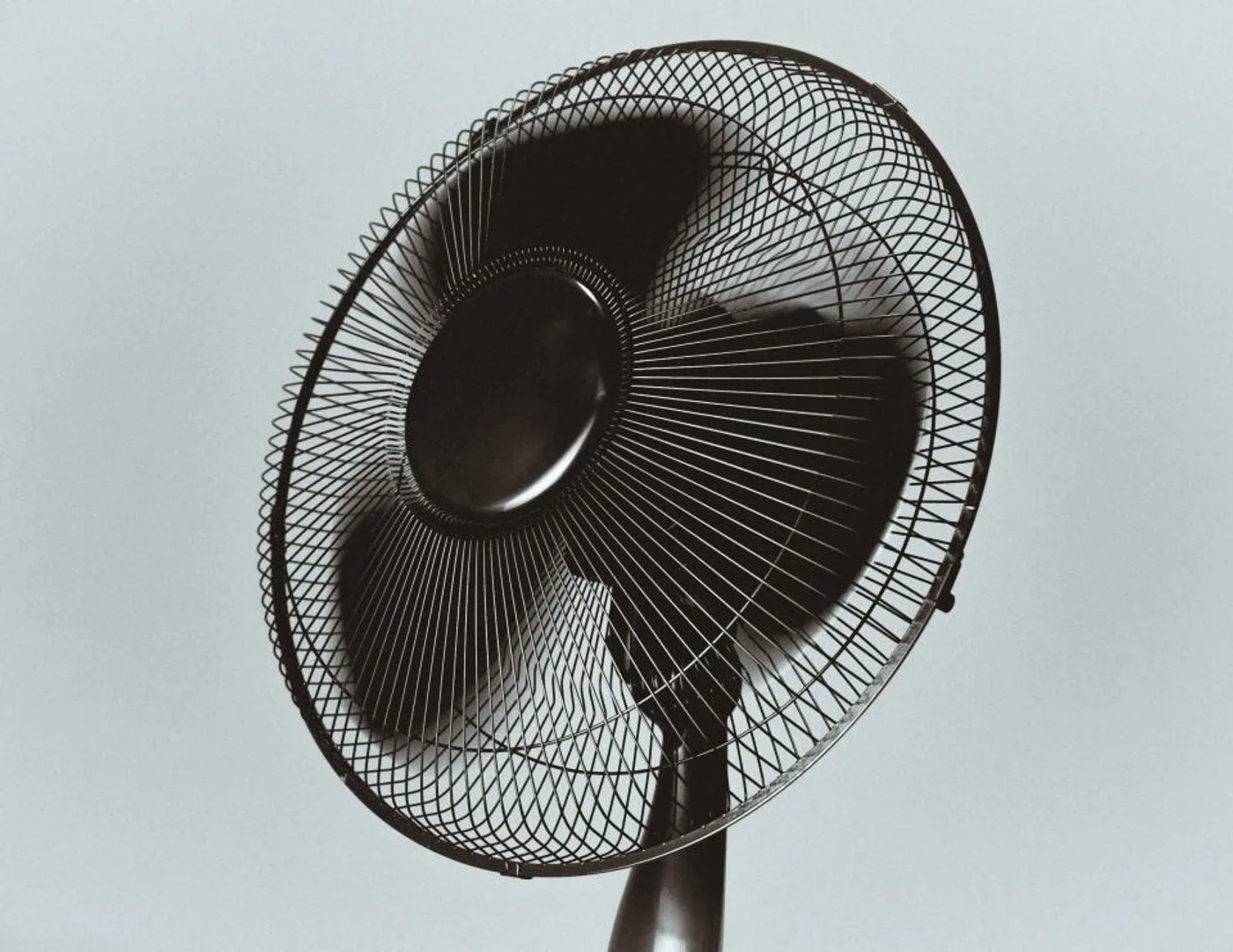 Toofan High-Speed Pedestal Fan