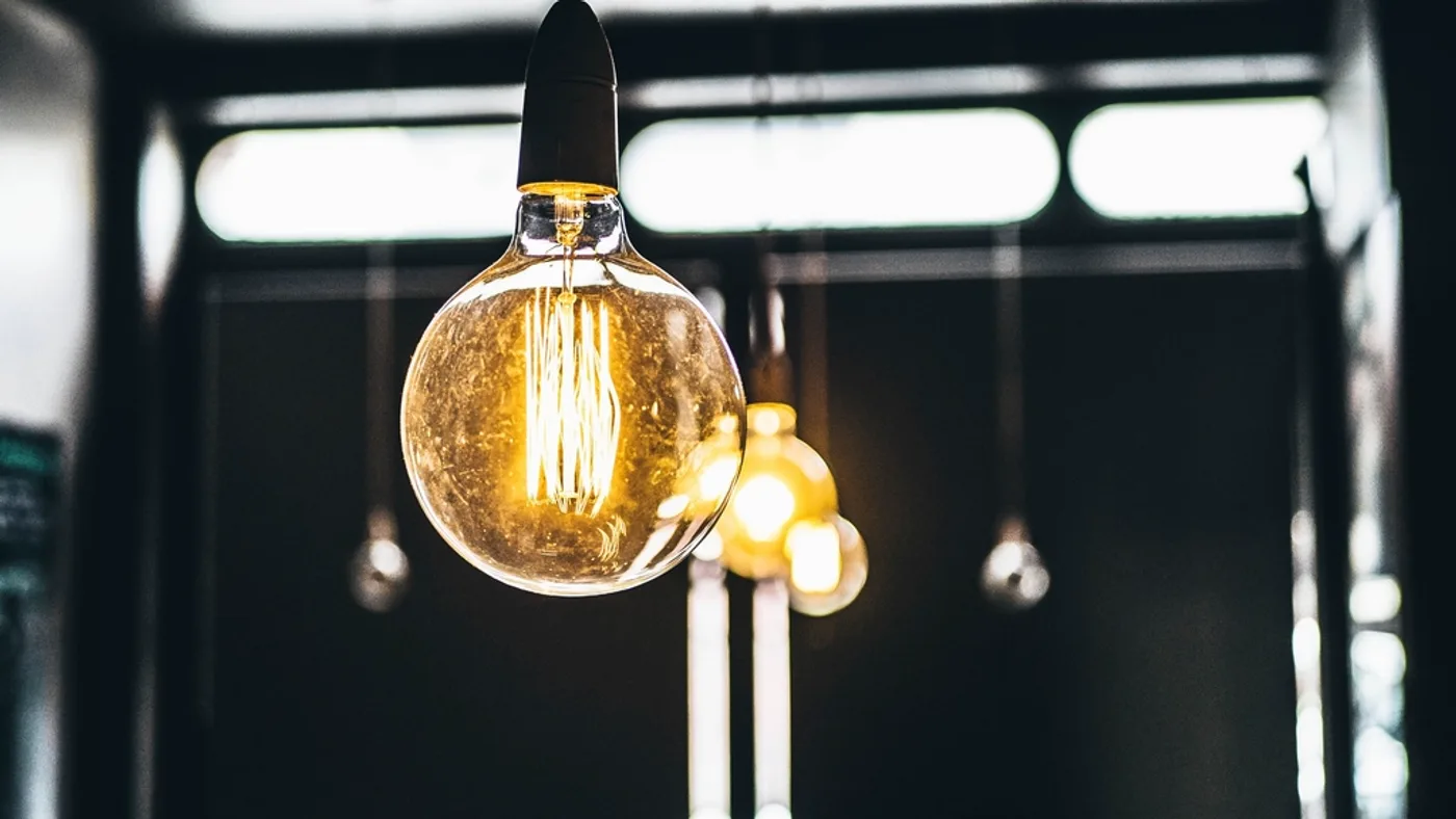 Wi-Fi Smart Filament Bulb