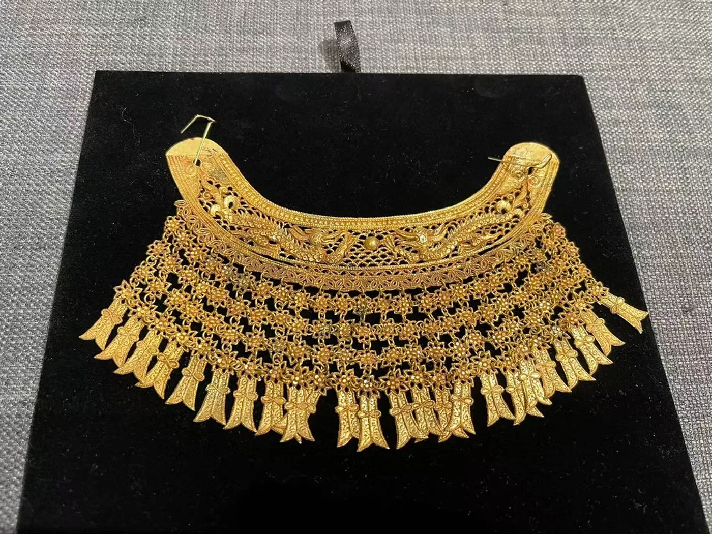 Mor Temple Collar Necklace